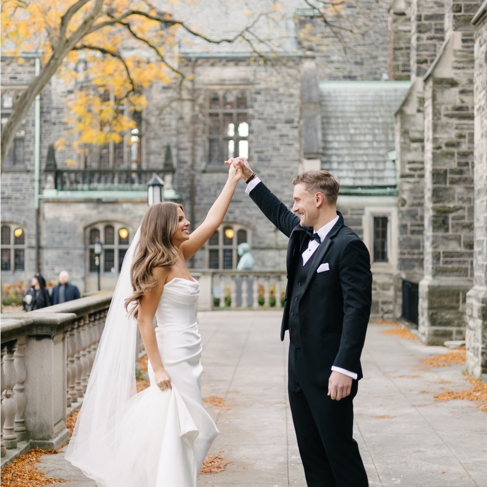 Elegant White Wedding Dress